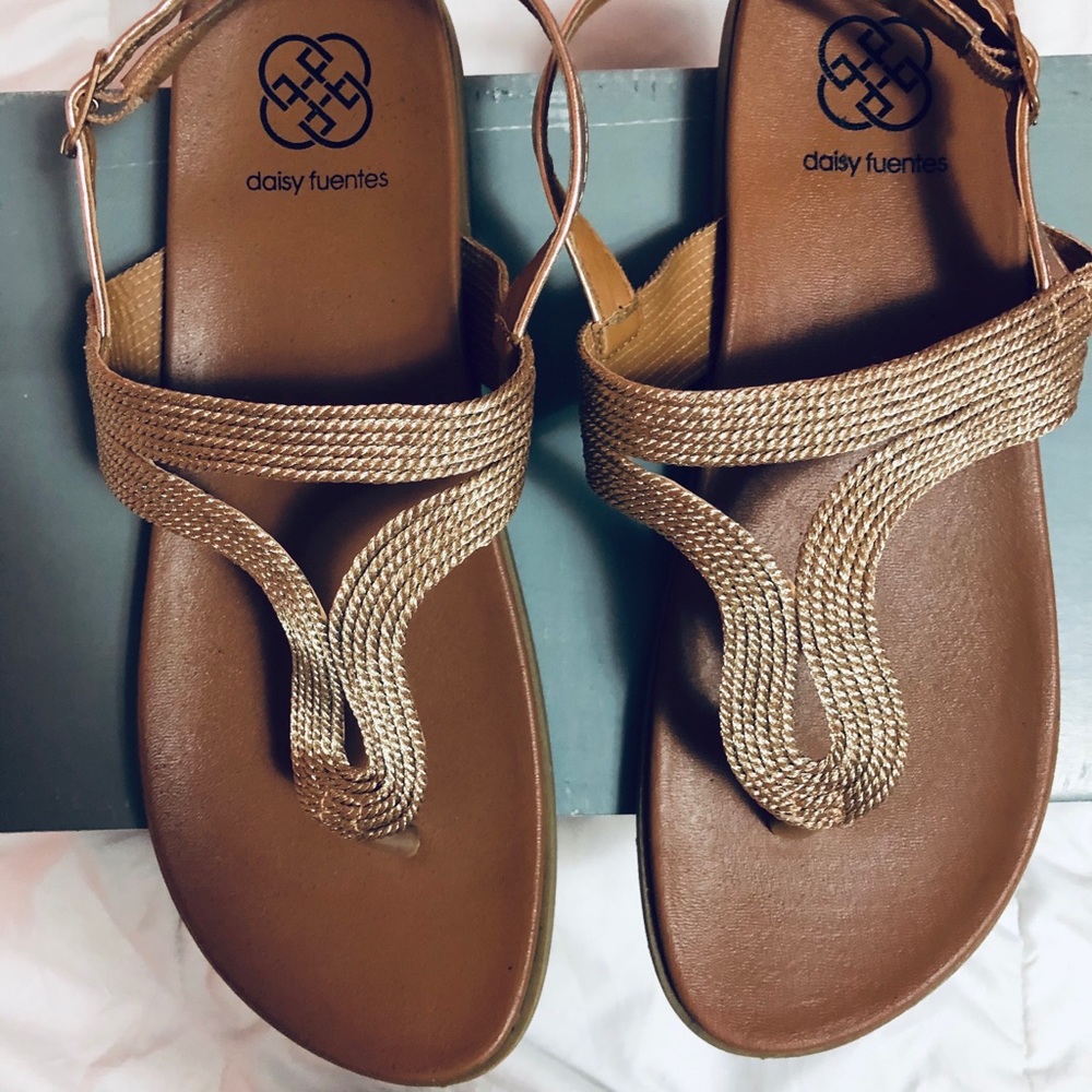 Sandals🔥 - Picture 3 of 8